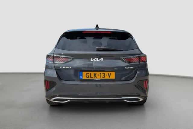 Kia Ceed (2024) thumbnail 5