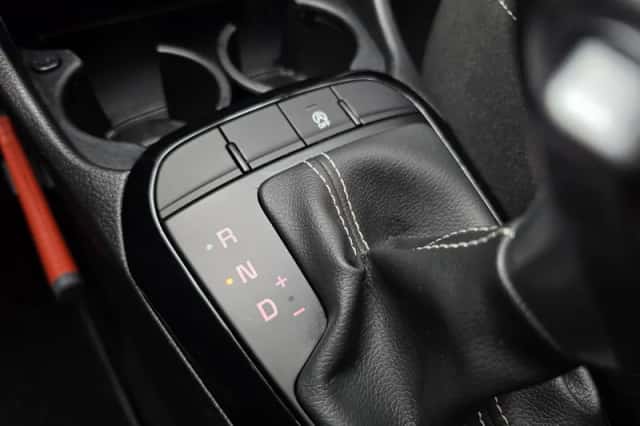 Kia Picanto (2025) thumbnail 5