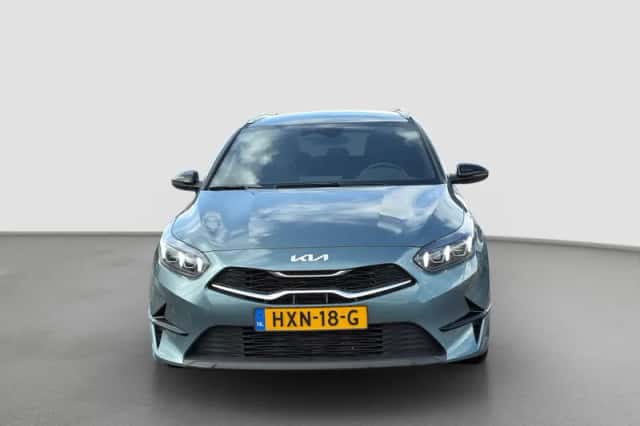Kia Ceed (2025) thumbnail 4