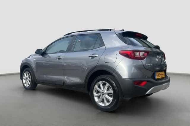 Kia Stonic (2025) thumbnail 3