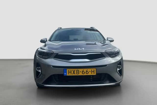Kia Stonic (2025) thumbnail 4