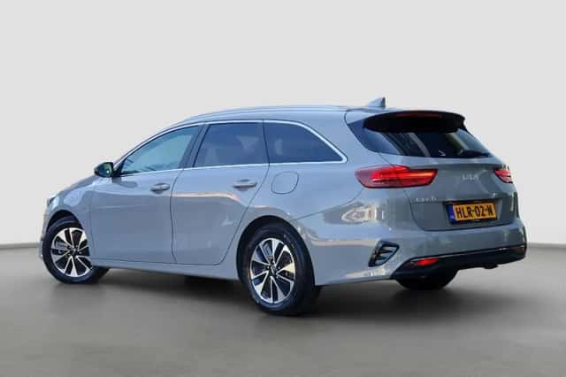 Kia Ceed (2025) thumbnail 3