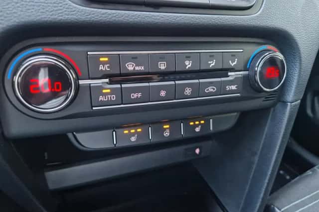 Kia Ceed (2025) thumbnail 6