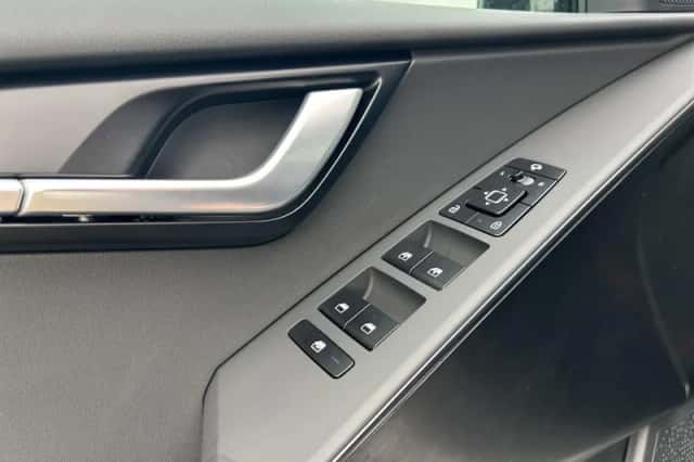 Kia Niro EV (2024) thumbnail 6