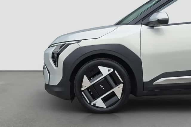 Kia EV3 (2025) thumbnail 5