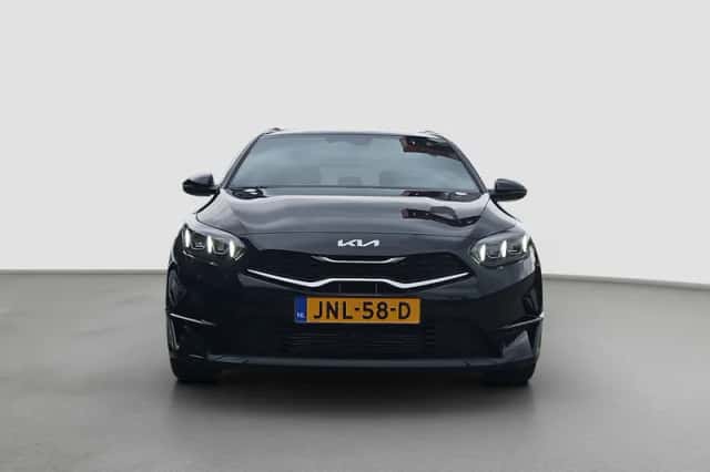 Kia Ceed (2025) thumbnail 5