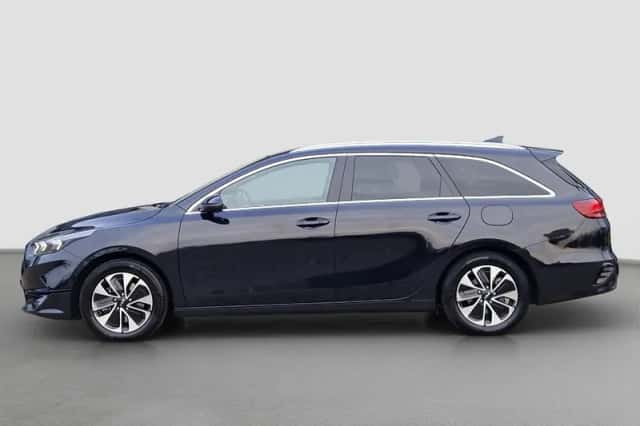 Kia Ceed (2025) thumbnail 2