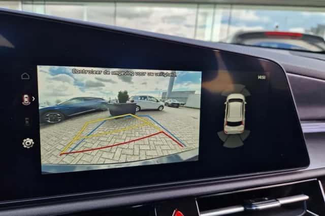 Kia Niro (2025) thumbnail 5