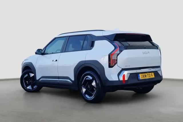 Kia EV3 (2026) thumbnail 3