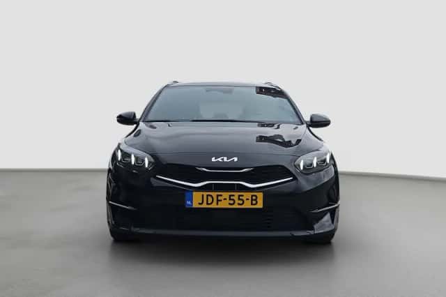 Kia Ceed (2025) thumbnail 5