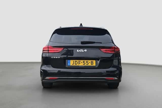 Kia Ceed (2025) thumbnail 6