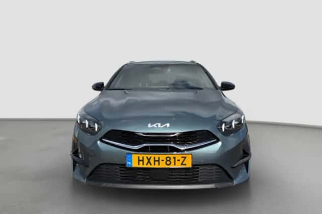Kia Ceed (2025) thumbnail 4