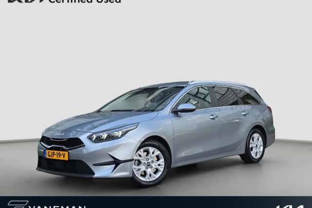 Kia Ceed (2024) thumbnail 1