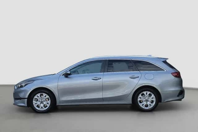 Kia Ceed (2024) thumbnail 2