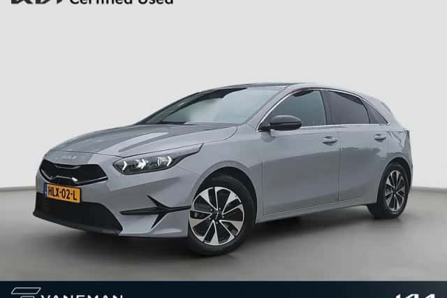Kia Ceed (2025) thumbnail 1