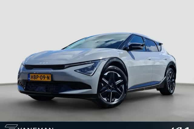 Kia EV6 (2025) thumbnail 1