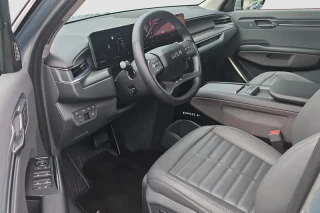 Kia EV9 (2025) thumbnail 4