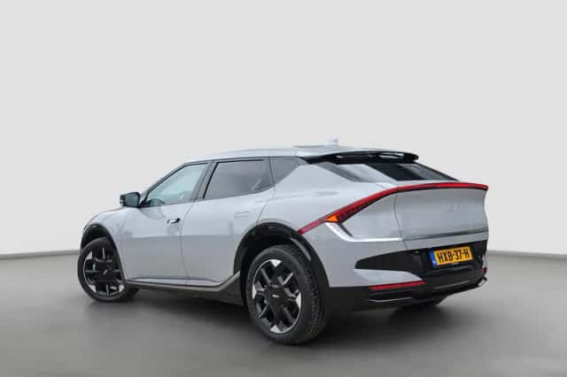 Kia EV6 (2025) thumbnail 3