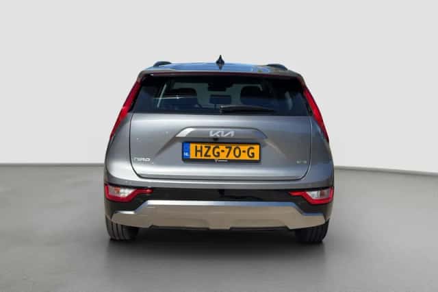 Kia Niro (2025) thumbnail 5