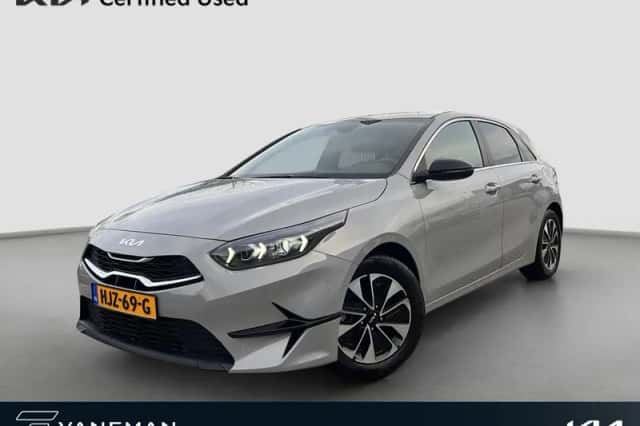 Kia Ceed (2025) thumbnail 1