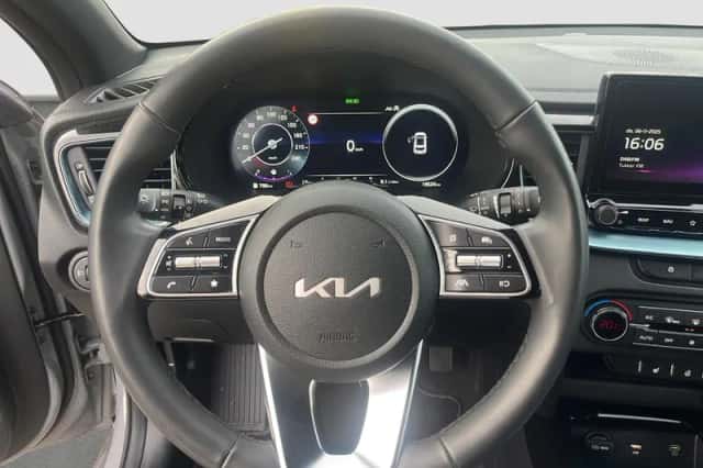 Kia Ceed (2025) thumbnail 6