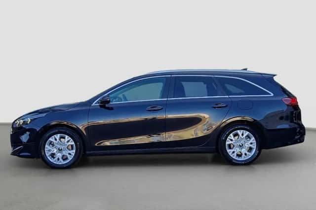 Kia Ceed (2025) thumbnail 2