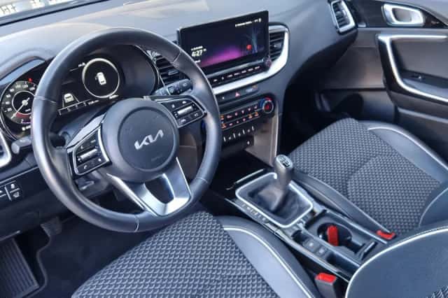 Kia Ceed (2025) thumbnail 4