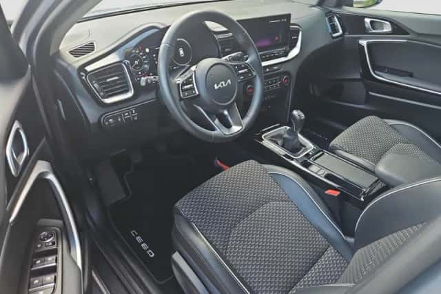 Kia Ceed (2025) thumbnail 4