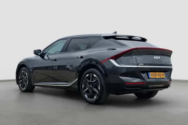 Kia EV6 (2025) thumbnail 2