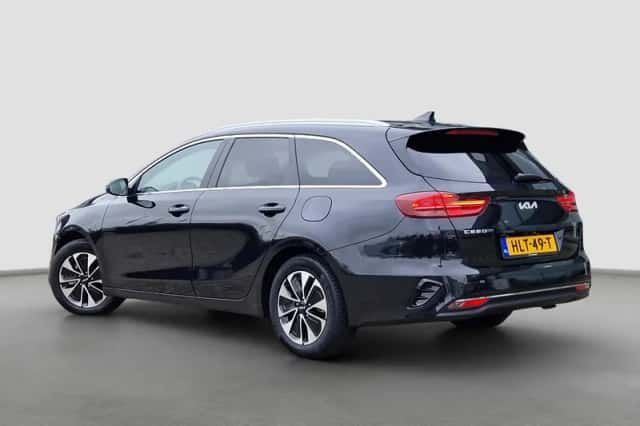 Kia Ceed (2025) thumbnail 3