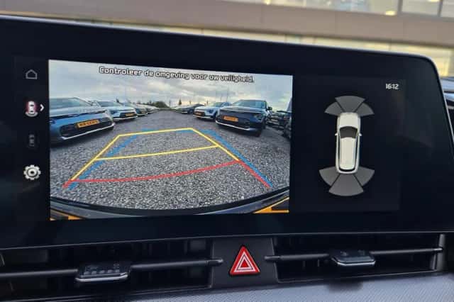 Kia Sportage (2024) thumbnail 5