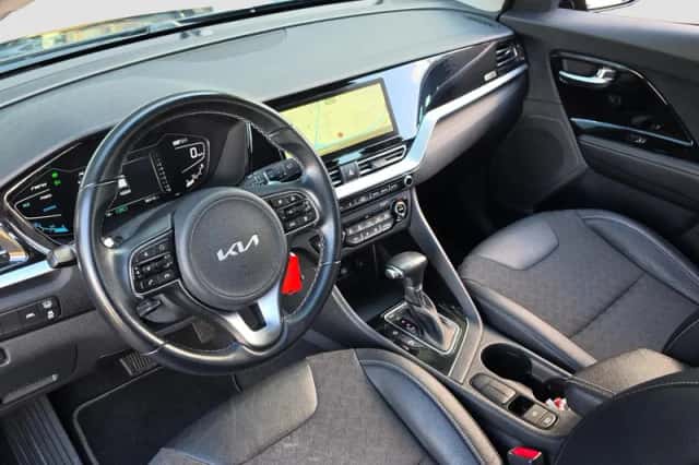 Kia Niro (2022) thumbnail 4