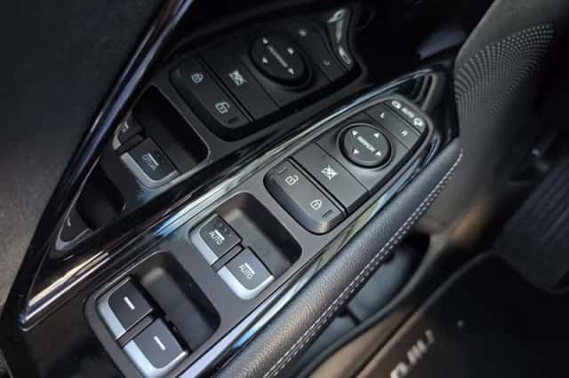 Kia Niro (2022) thumbnail 6