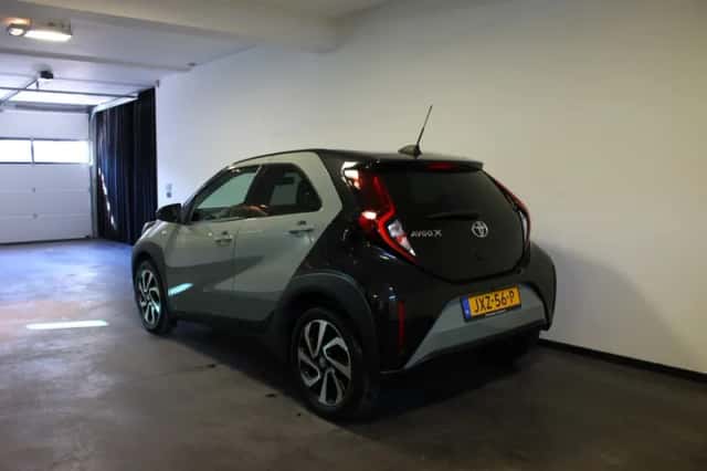 Toyota Aygo X (2024) thumbnail 3