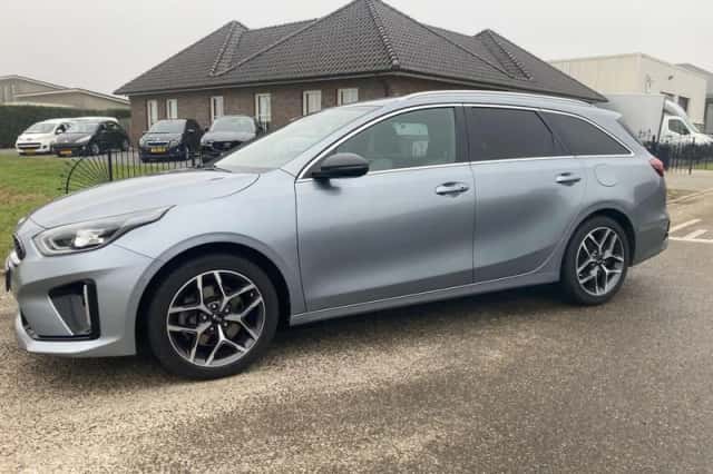 Kia Ceed (2022) thumbnail 2