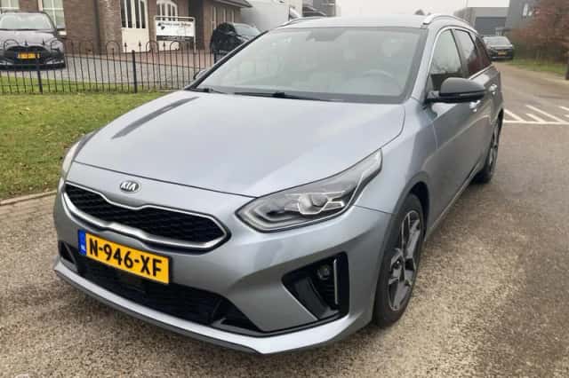 Kia Ceed (2022) thumbnail 4