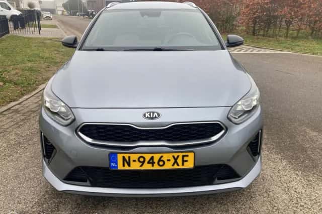 Kia Ceed (2022) thumbnail 5