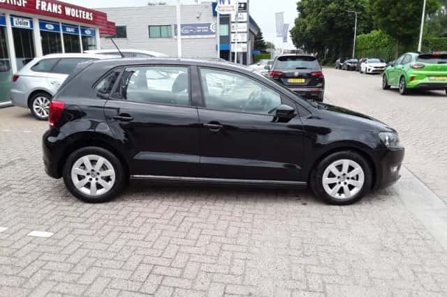 Volkswagen Polo (2012) thumbnail 5