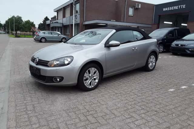 Volkswagen Golf (2013) thumbnail 2