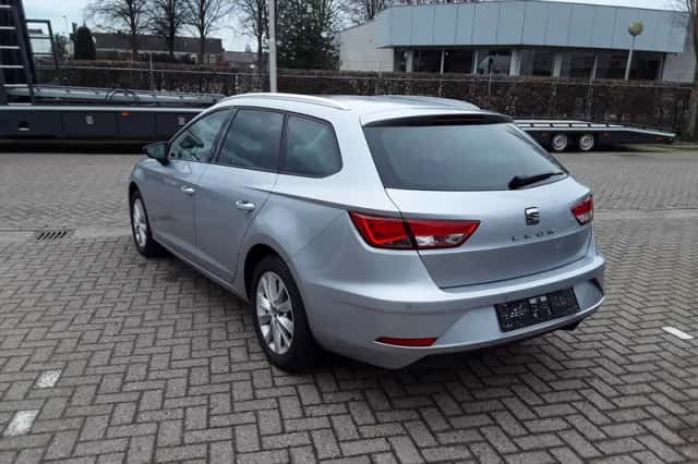 SEAT Leon (2019) thumbnail 6