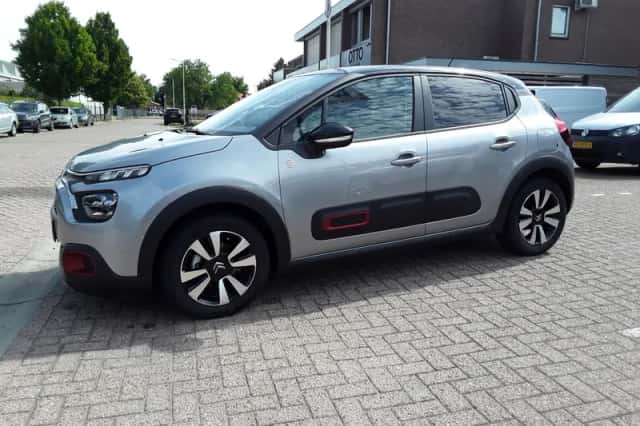 Citroën C3 (2021) thumbnail 2
