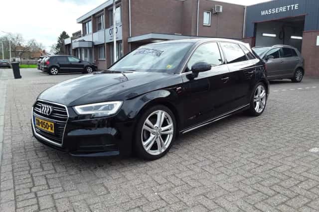 Audi A3 (2018) thumbnail 1