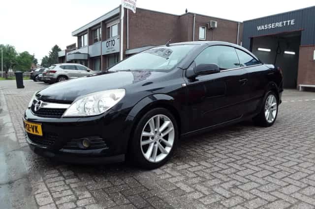 Opel Astra (2007) thumbnail 1