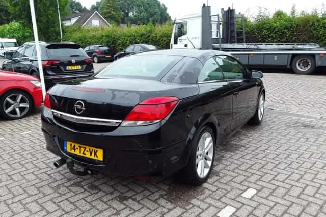 Opel Astra (2007) thumbnail 5