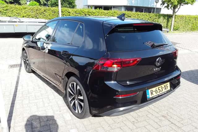 Volkswagen Golf (2021) thumbnail 6