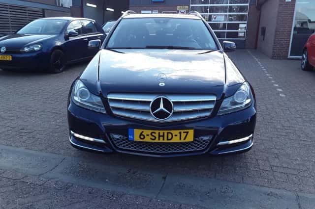 Mercedes-Benz C-Klasse (2013) thumbnail 4
