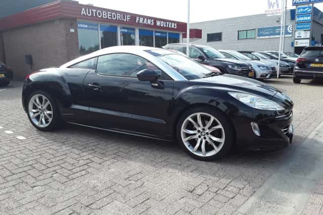 Peugeot RCZ (2012) thumbnail 4