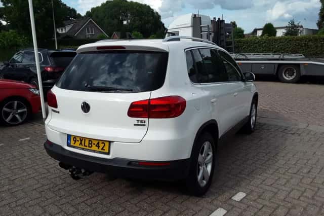 Volkswagen Tiguan (2013) thumbnail 5