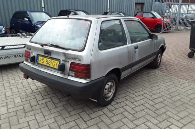 Suzuki Swift (1987) thumbnail 5