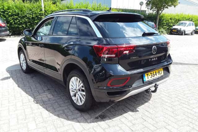 Volkswagen T-Roc (2022) thumbnail 6
